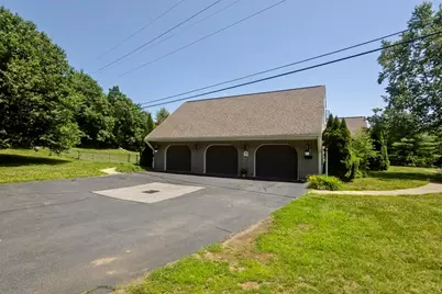 447 Loring Rd, Barre, MA 01005 - Photo 3