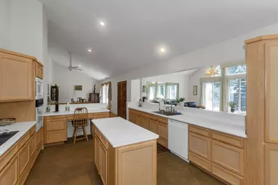 447 Loring Rd, Barre, MA 01005 - Photo 9