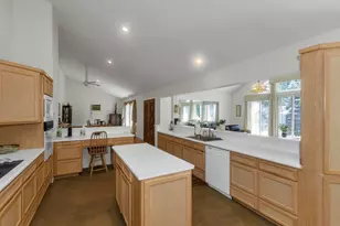 447 Loring Rd, Barre, MA 01005 - Photo 9