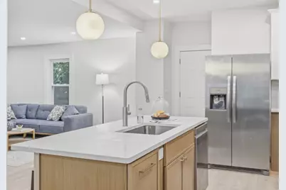 582 Main St, Leominster, MA 01453 - Photo 9