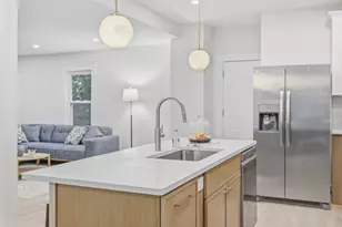 582 Main St, Leominster, MA 01453 - Photo 9