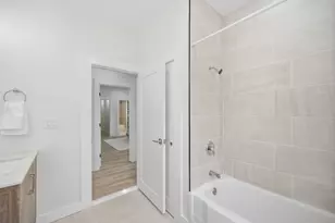 582 Main St, Leominster, MA 01453 - Photo 35
