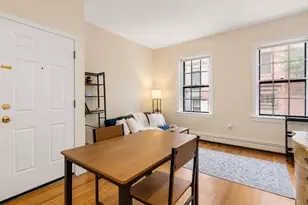 28 Phillips St, Boston, MA 02114 - Photo 5