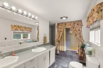 75 Andrews St, Medford, MA 02155 - Photo 17