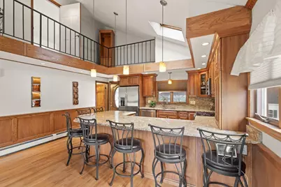 75 Andrews St, Medford, MA 02155 - Photo 9