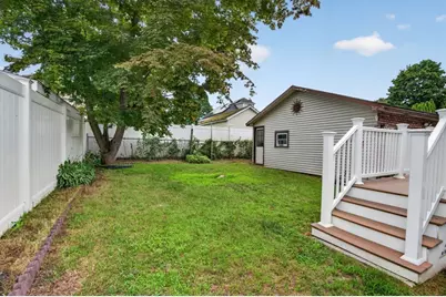 23 Hazel St, Methuen, MA 01844 - Photo 27