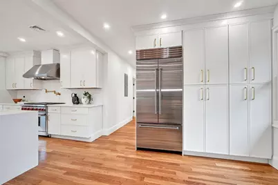 123-125 Mount Vernon Street #1, Newton, MA 02465 - Photo 7