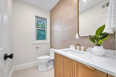 123-125 Mount Vernon Street #1, Newton, MA 02465 - Photo 21