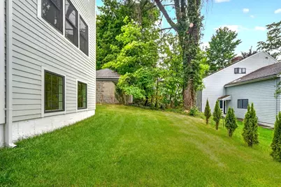 123-125 Mount Vernon Street #1, Newton, MA 02465 - Photo 39