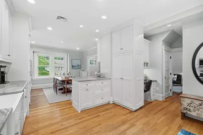 25 Riverdale Rd, Wellesley, MA 02481 - Photo 7