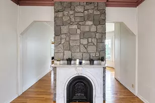 15 Beethoven St, Boston, MA 02119 - Photo 7