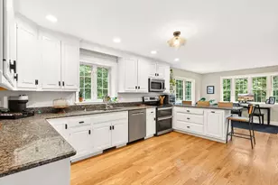 40 Flannery Ln, Wrentham, MA 02093 - Photo 5