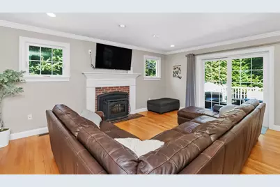 623 Nahatan St, Norwood, MA 02062 - Photo 15