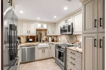 150 Lynnway #702, Lynn, MA 01902 - Photo 7