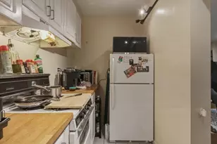 241 W Newton St, Boston, MA 02116 - Photo 5