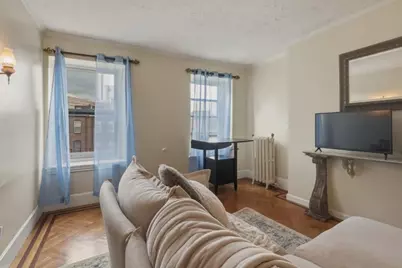 241 West Newtown St #8, Boston, MA 02116 - Photo 1