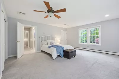 92 Plain St, Medfield, MA 02052 - Photo 17