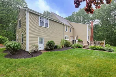 92 Plain St, Medfield, MA 02052 - Photo 29