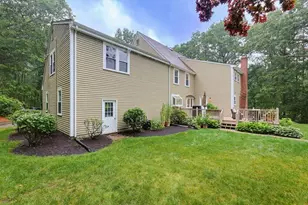92 Plain St, Medfield, MA 02052 - Photo 29