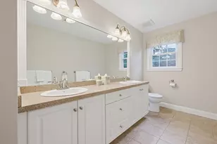 92 Plain St, Medfield, MA 02052 - Photo 21