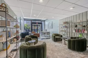 566 Commonwealth, Boston, MA 02215 - Photo 17