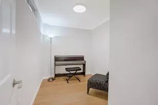 566 Commonwealth, Boston, MA 02215 - Photo 15