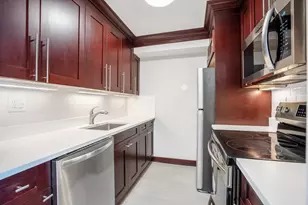 566 Commonwealth, Boston, MA 02215 - Photo 9