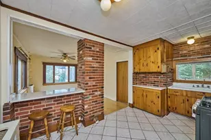 4 Cottage Cir, Somerville, MA 02144 - Photo 5