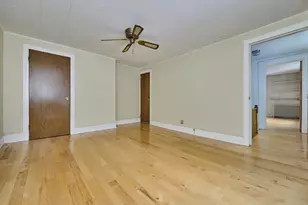 4 Cottage Cir, Somerville, MA 02144 - Photo 13