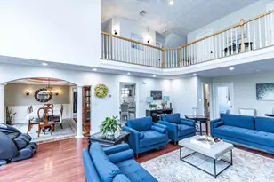 7 Austin St, Methuen, MA 01844 - Photo 7
