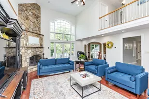 7 Austin St, Methuen, MA 01844 - Photo 5