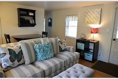 249 Forest St #A, Reading, MA 01867 - Photo 5
