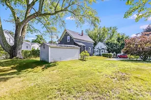 10 Wilfred St, Methuen, MA 01844 - Photo 37