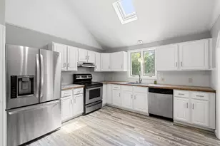 98 Fitzpatrick Rd, Grafton, MA 01519 - Photo 9
