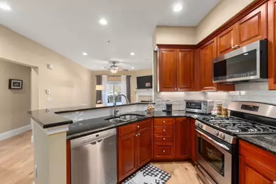 2109 Davenport Ave #2109, Canton, MA 02021 - Photo 5