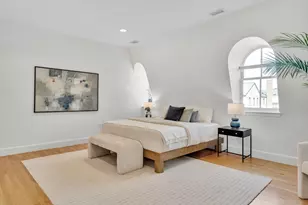 11 Magazine, Cambridge, MA 02139 - Photo 11