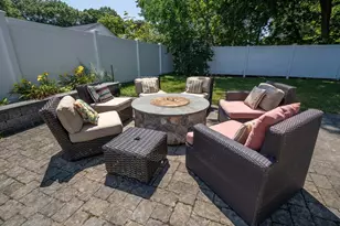 54 Sycamore St, Brockton, MA 02301 - Photo 17