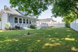 54 Sycamore St, Brockton, MA 02301 - Photo 15