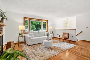 32 Westwood St, Burlington, MA 01803 - Photo 5