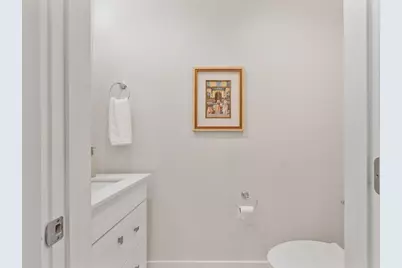 1246 Broadway #2, Somerville, MA 02144 - Photo 15