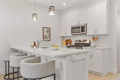1246 Broadway #2, Somerville, MA 02144 - Photo 3