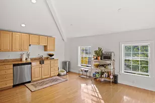 266 Essex St, Salem, MA 01970 - Photo 11