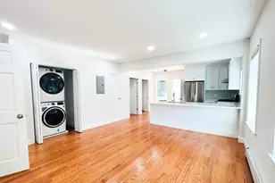 27 Waverly St, Boston, MA 02135 - Photo 15