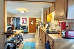 28 Quincy St, Somerville, MA 02143 - Photo 9