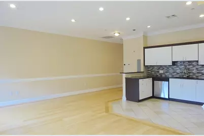 473 Revere Beach Pkwy. #1, Revere, MA 02151 - Photo 3