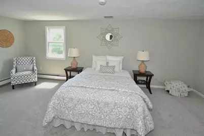 61 Rollins St, Lawrence, MA 01841 - Photo 17