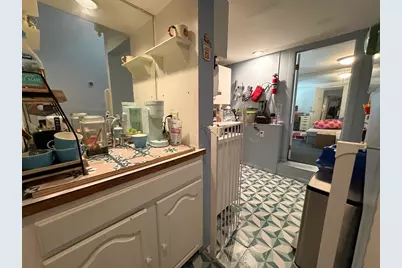 10 Lindall Place #5, Boston, MA 02114 - Photo 17