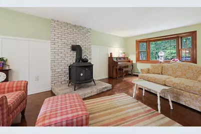 245 Albee Road, Uxbridge, MA 01569 - Photo 5