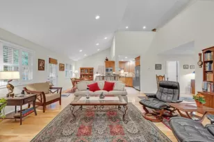 120 Colonial Dr, Sturbridge, MA 01566 - Photo 7