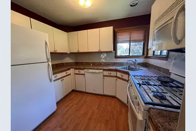 57 Dogwood Ln #57, Agawam, MA 01001 - Photo 3